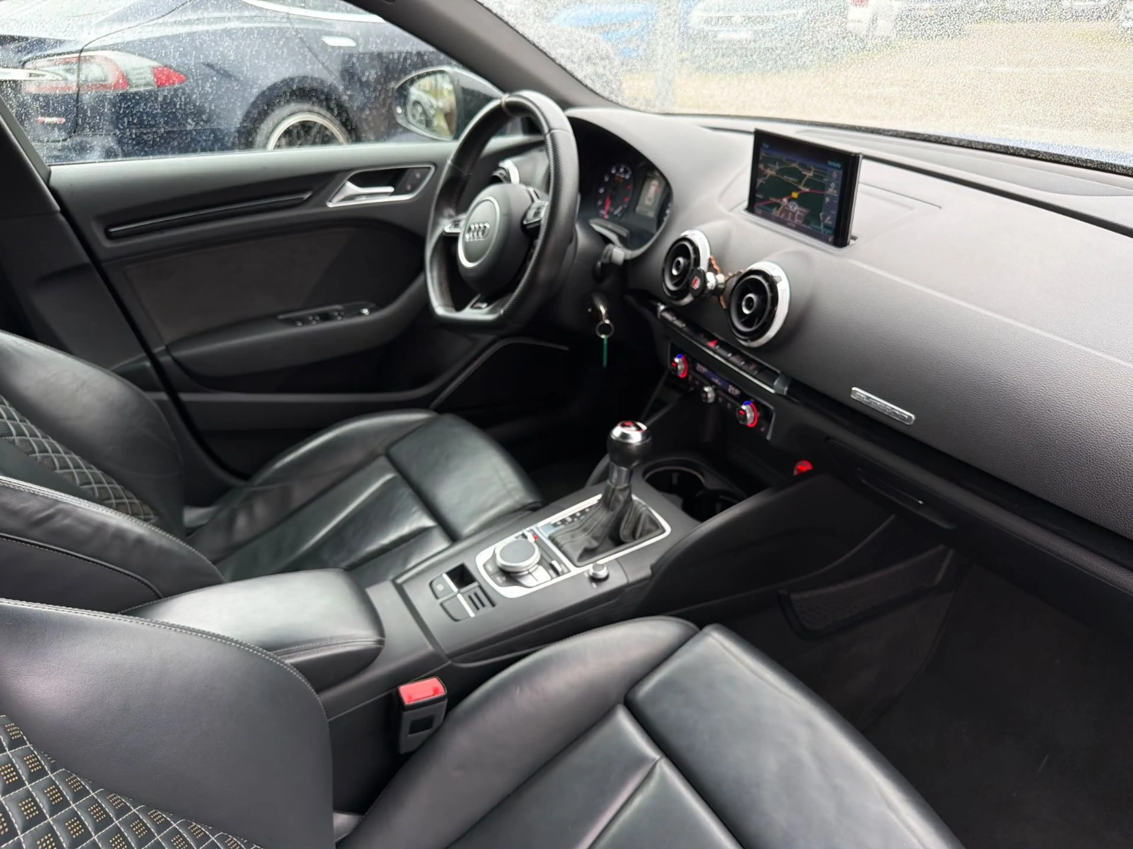 Audi RS3 Sportback 2.5 TFSI quattro RS-Schalensitze — photo 13