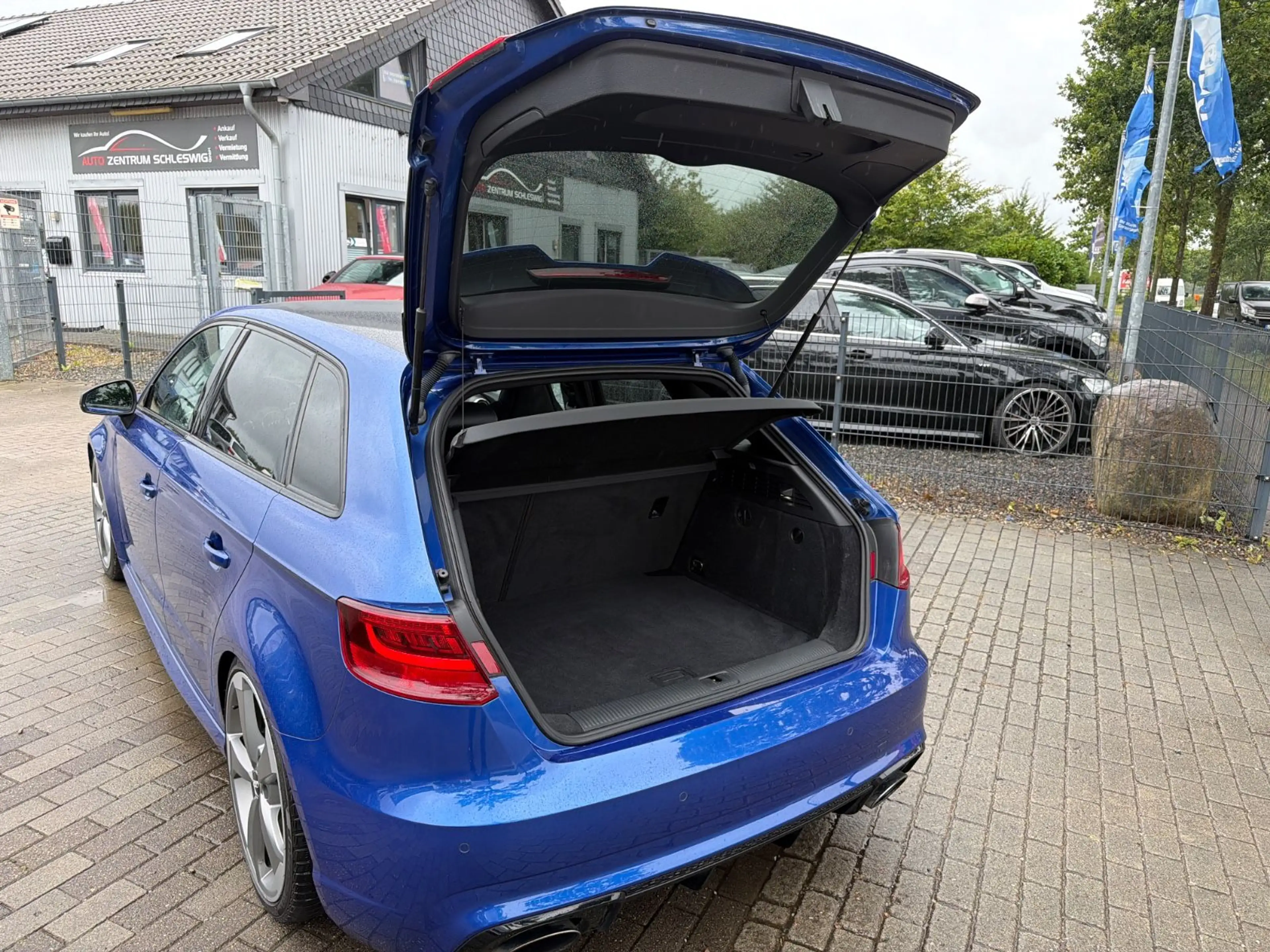 Audi RS3 Sportback 2.5 TFSI quattro RS-Schalensitze — photo 7