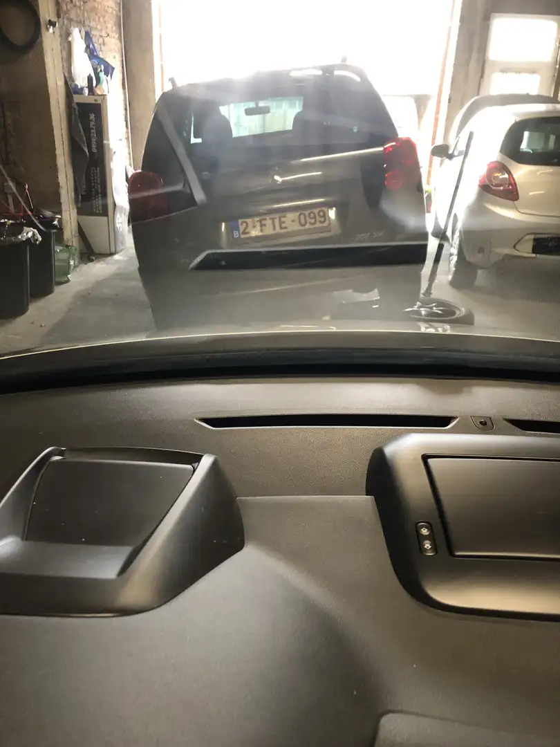 Peugeot 3008 1.6 HDi Allure - 2