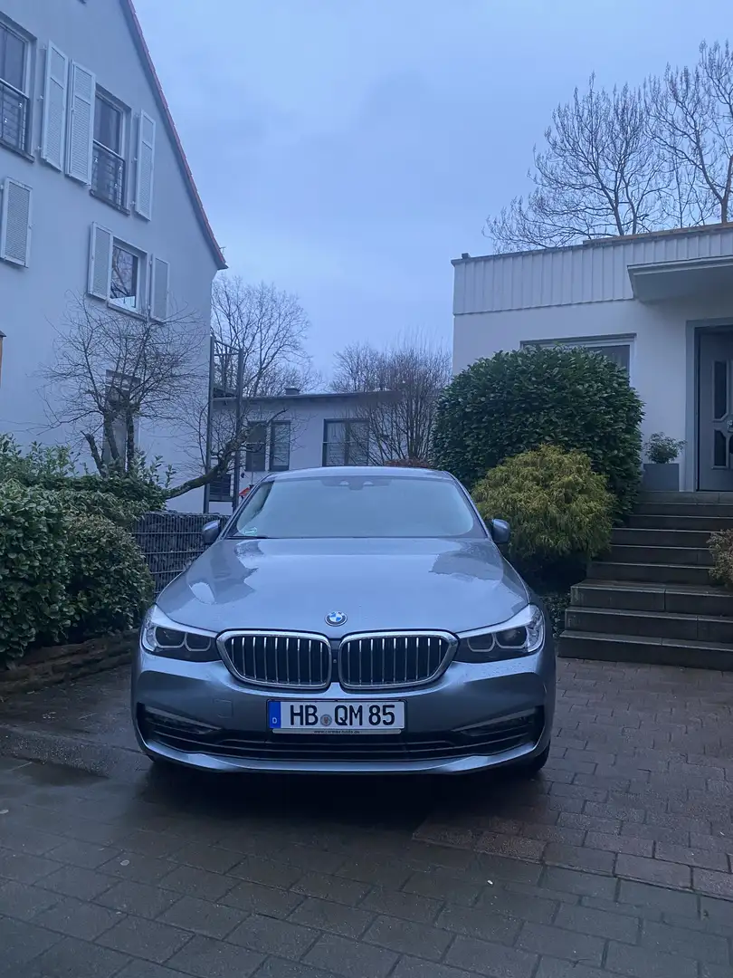 BMW 620 620 d Luxury Gris - 1