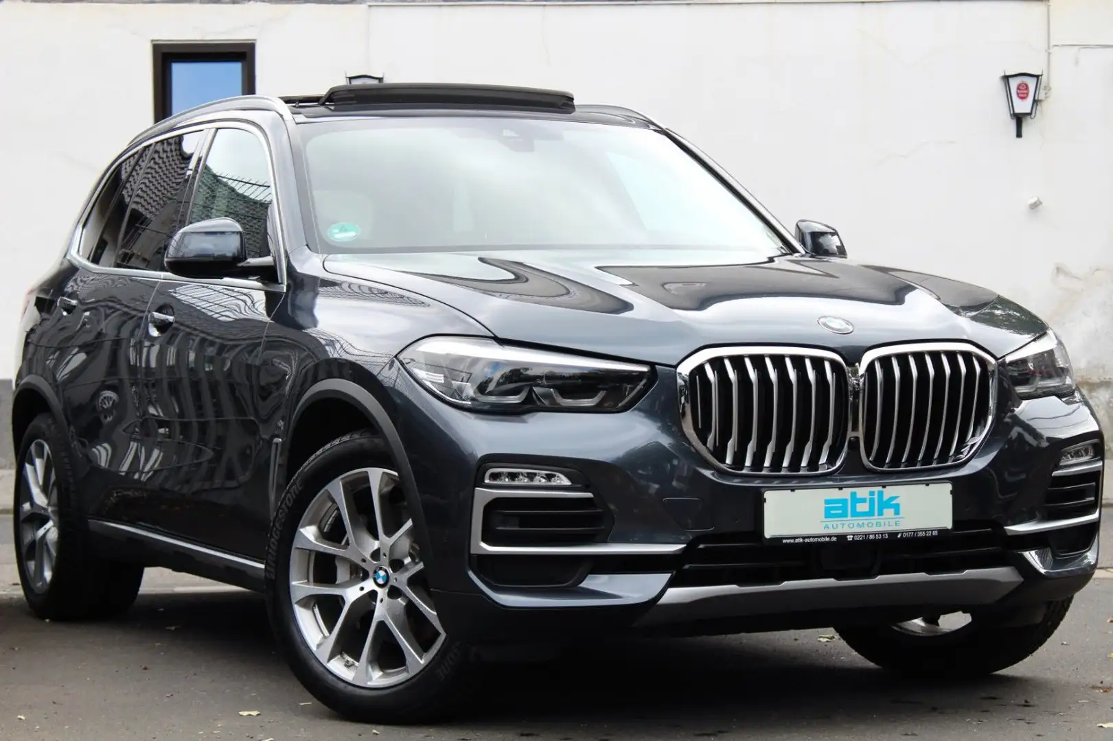 BMW X5 1.HAND! H-UP SoftClose PANO H&K 20" KeyGO KAM Grau - 2