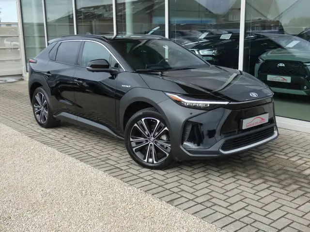 Toyota bZ4X AWD PREMIUM +Trekhaak +Pano dak +LEDER +JBL +360°Camera +Zetelventilatie +Zetelverwarming