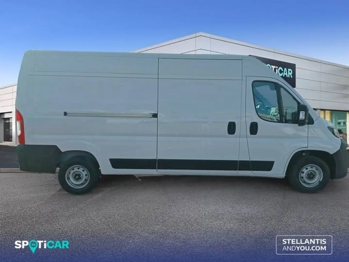 Citroën Jumper BlueHDi 103KW (140CV) Furgón 35L3H2 - Blanco - 2