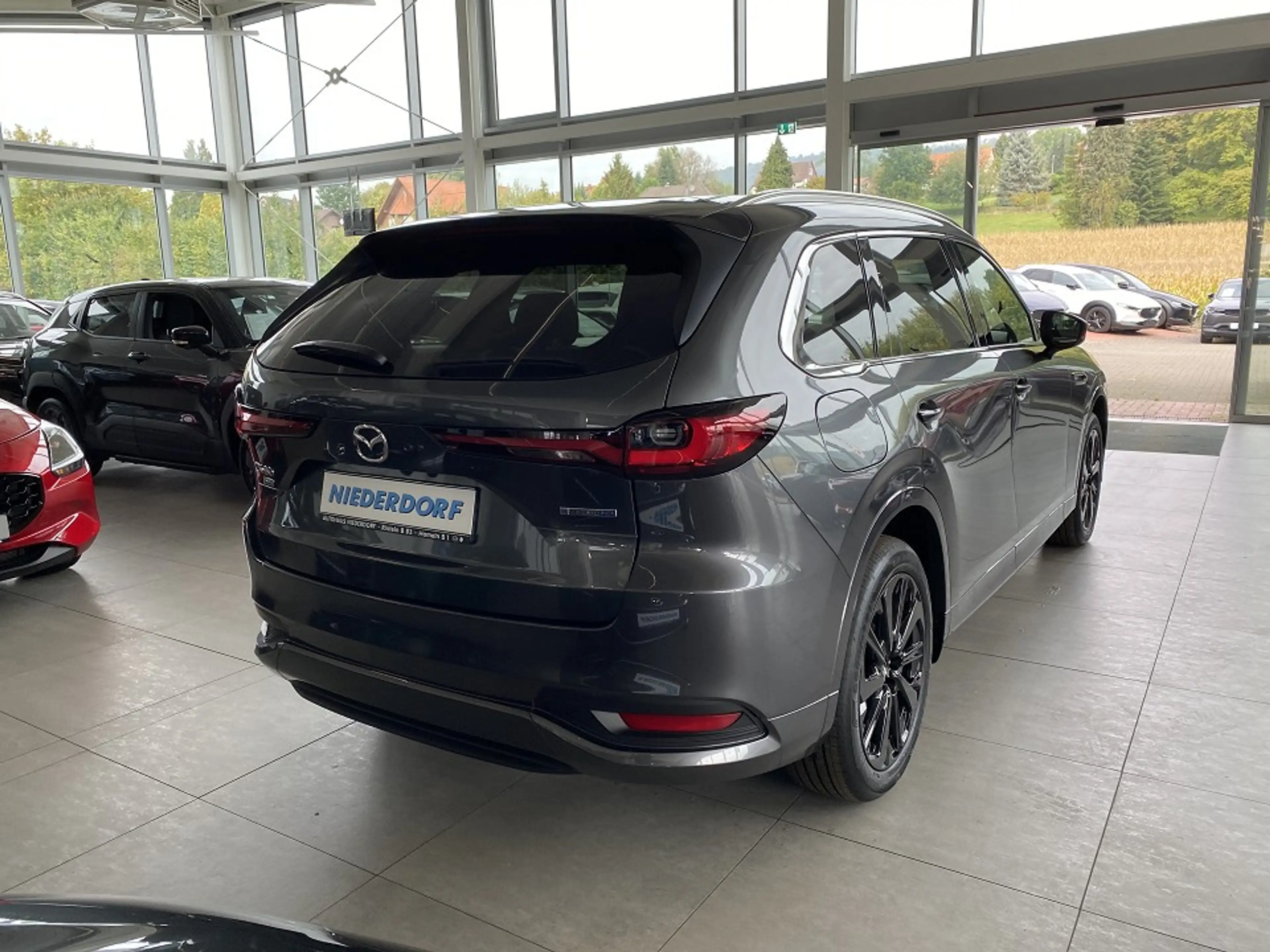 Mazda CX-80 2.5 PHEV Homura Plus Garantie 03.2031 Navi, Matrix — photo 2