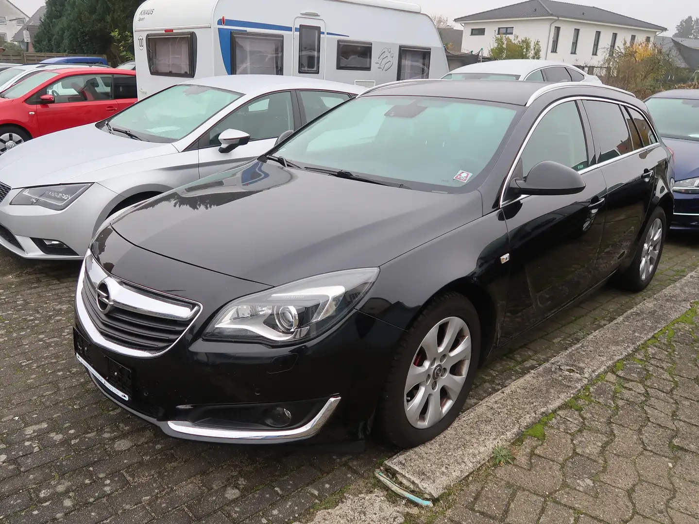 Opel Insignia 2.0 Innovation Sports Tourer Schwarz - 1