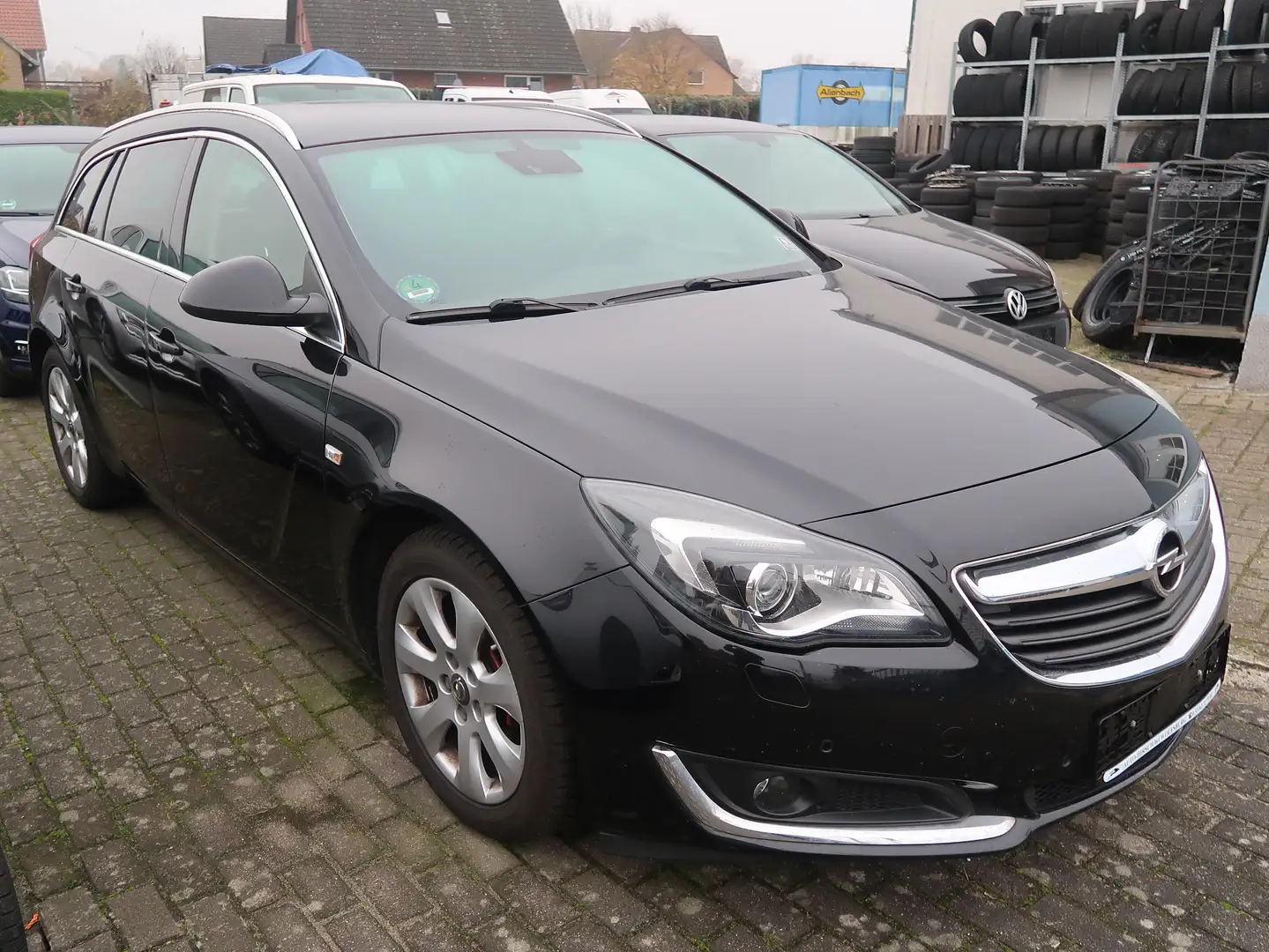 Opel Insignia 2.0 Innovation Sports Tourer Schwarz - 2