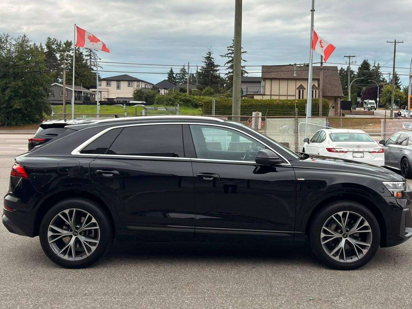 2025 Audi Q8
