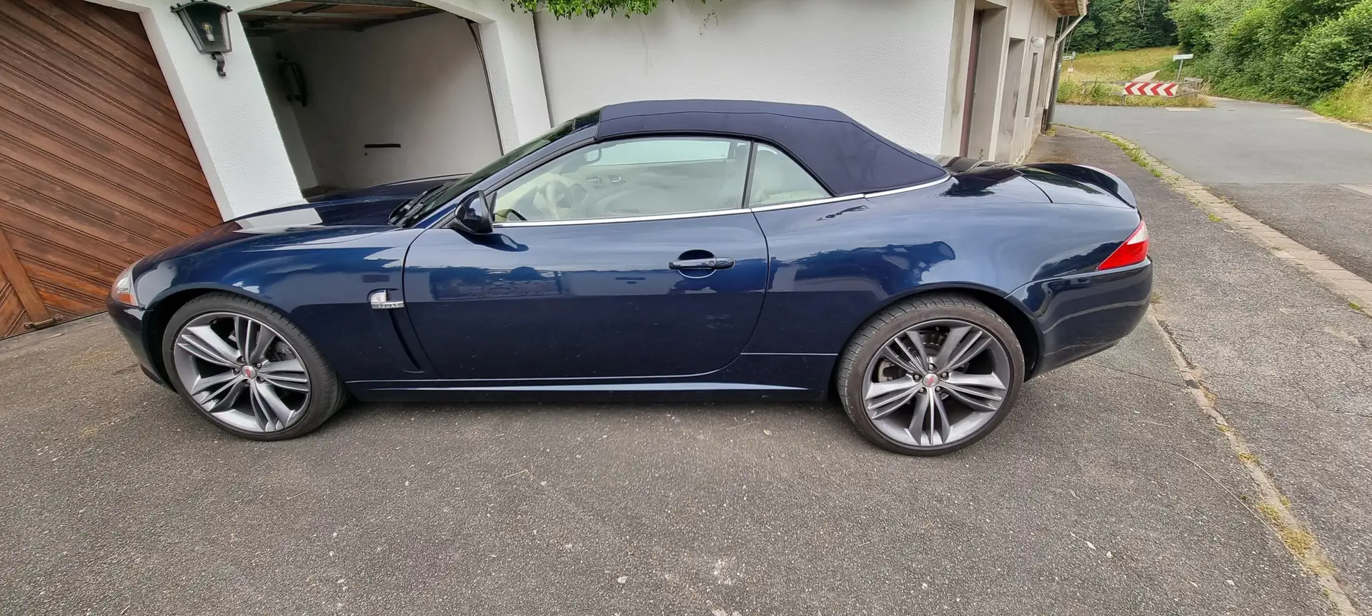 Jaguar XK XK 4.2 Cabriolet Blau - 2