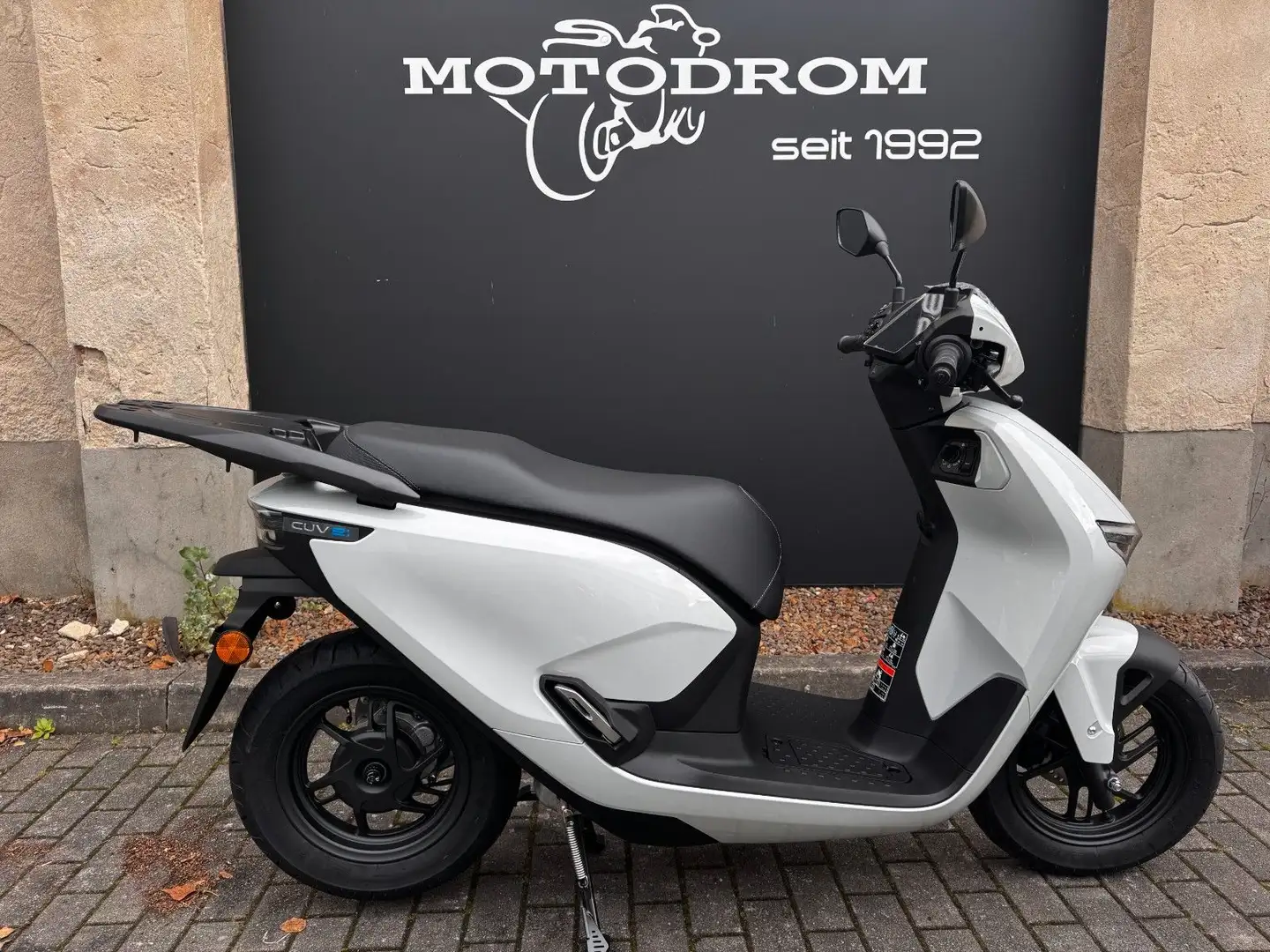 Honda CUV e: Connected 2025 /6 Jahre Garantie Weiß - 1