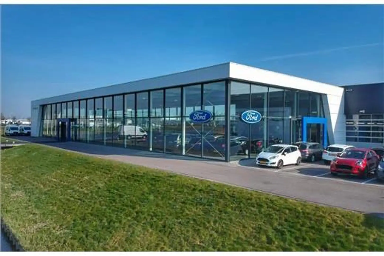 Ford Fiesta 1.0 EcoBoost Hybrid Titanium X | Nieuw Binnen | Ee Blau - 2