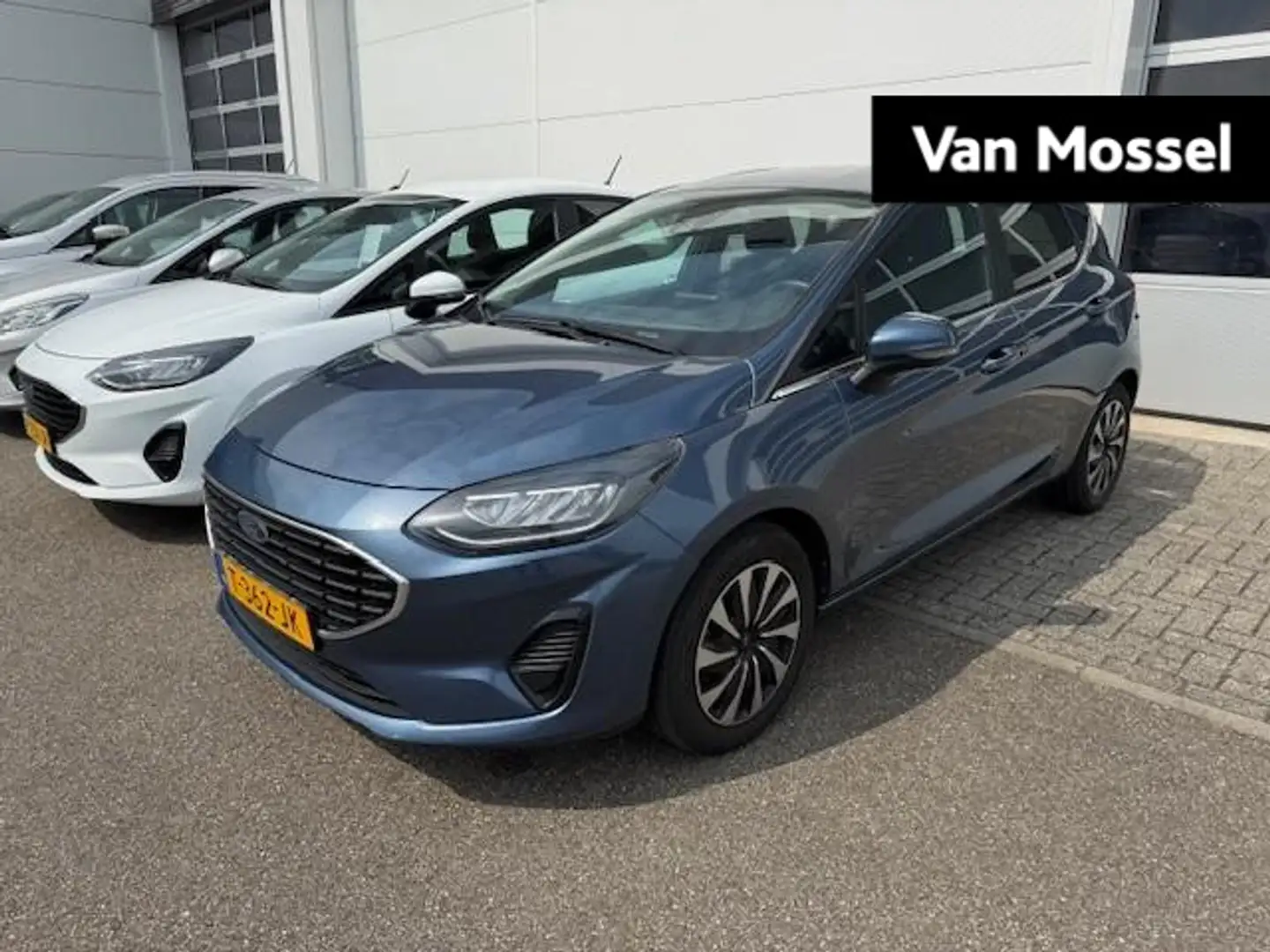 Ford Fiesta 1.0 EcoBoost Hybrid Titanium X | Nieuw Binnen | Ee Blau - 1