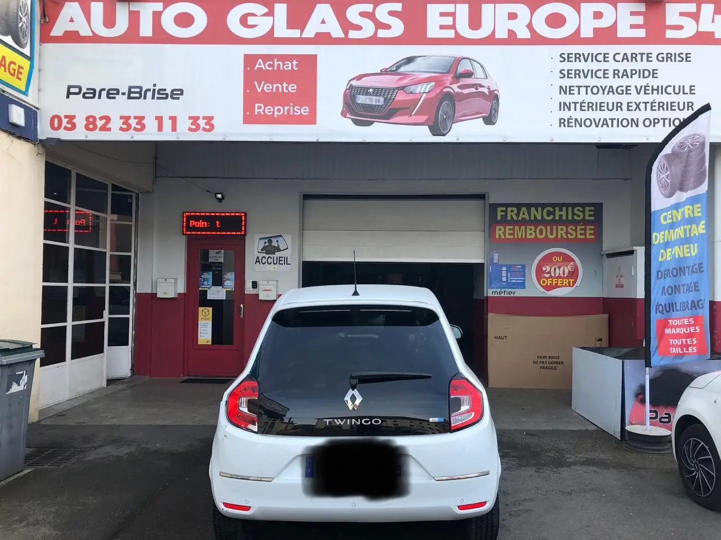 Renault Twingo III 1.0 SCe 70 E6C Zen EDC - 2