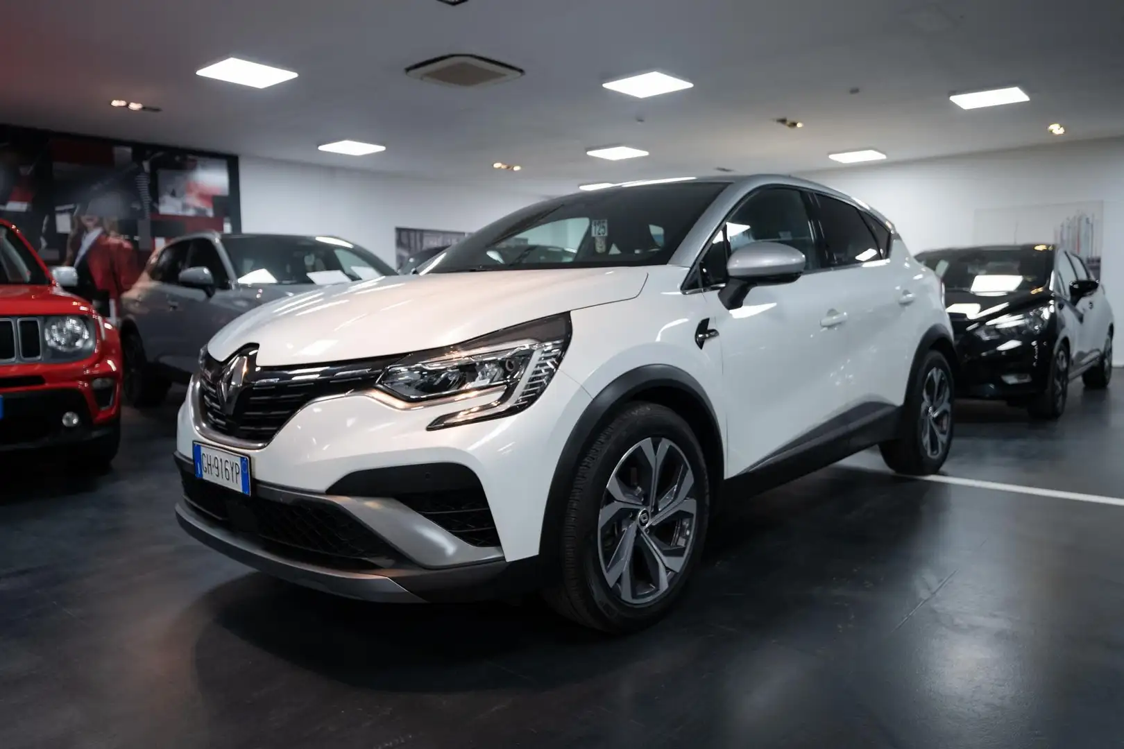 Renault Captur 1.6 E-Tech hybrid RS Line 145cv auto - 1