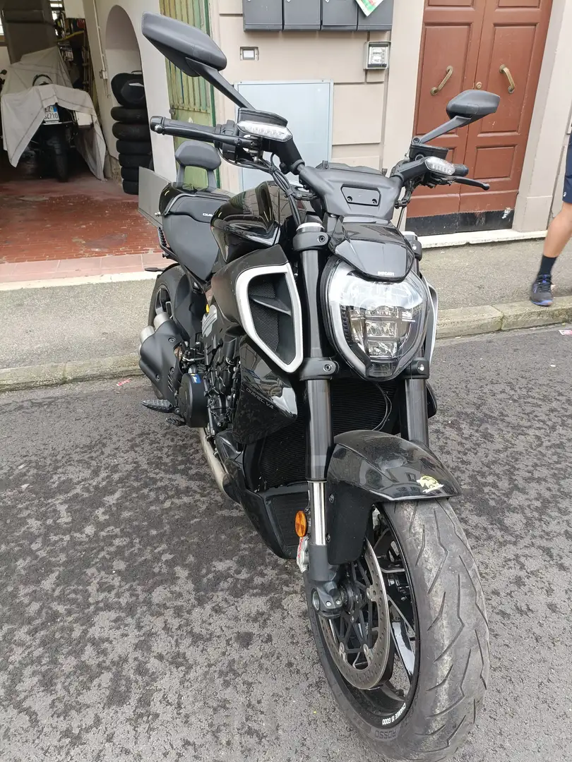 Ducati XDiavel V4 Černá - 1