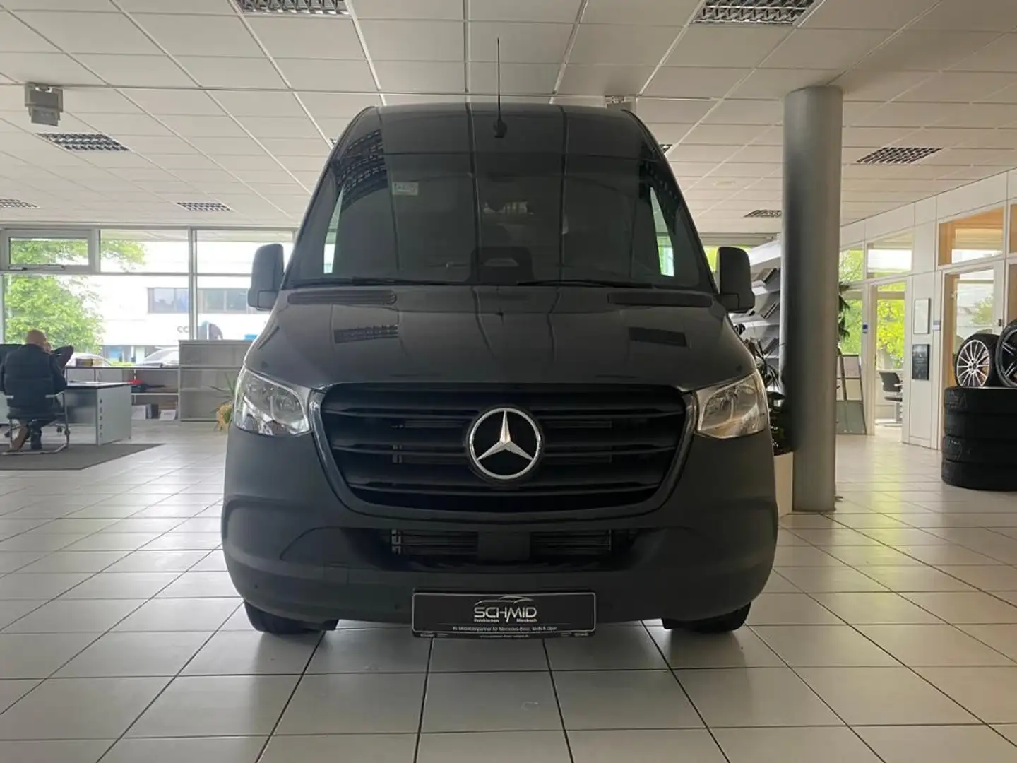 Mercedes-Benz Sprinter 317 CDI 9G Hoch Standard AHK Navi Distr Grau - 2