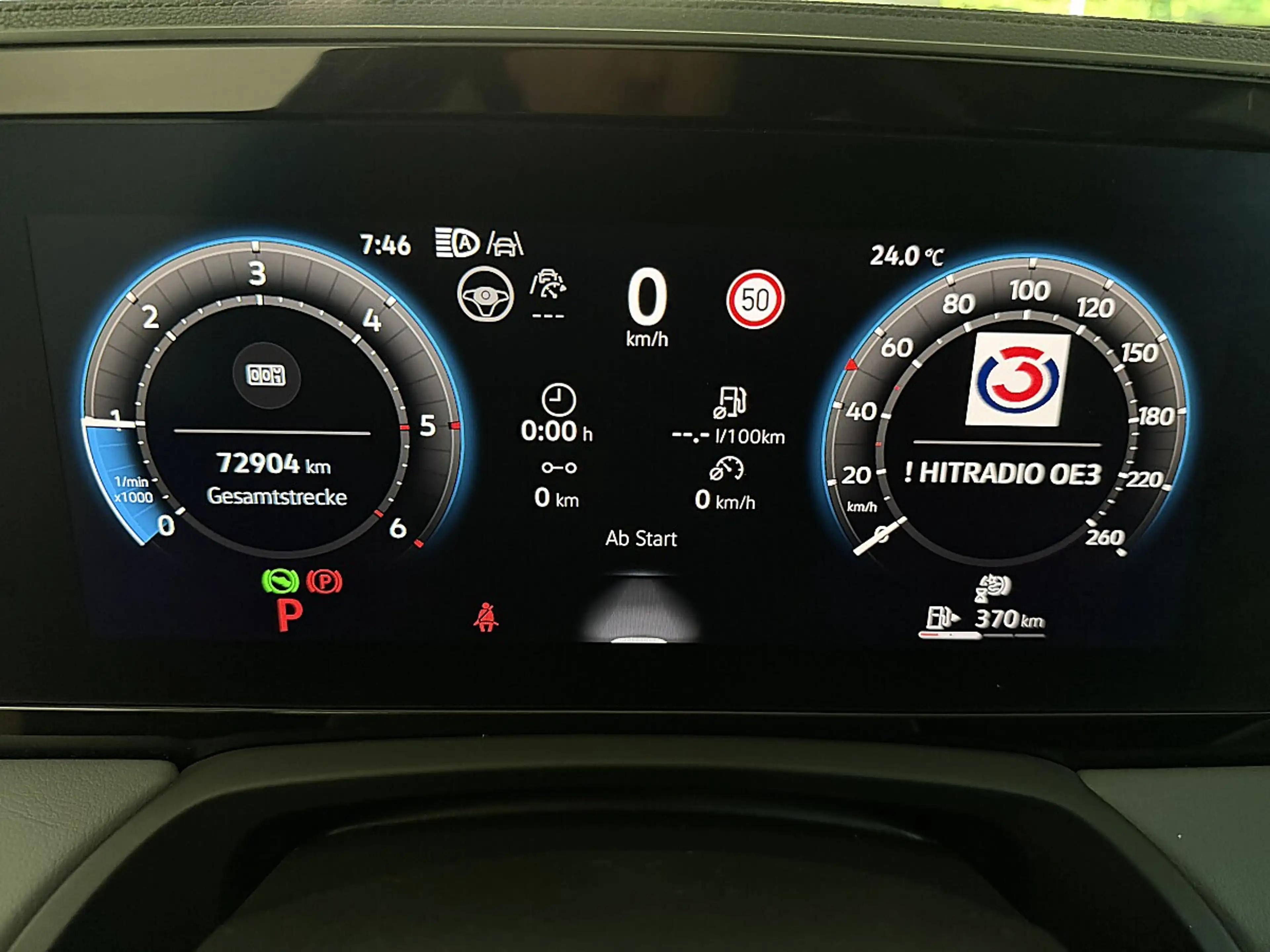 Volkswagen Passat Variant 2.0TDI DSG Neumodell *LED*NAVI*ACC*AHK*Alcantar... — photo 6