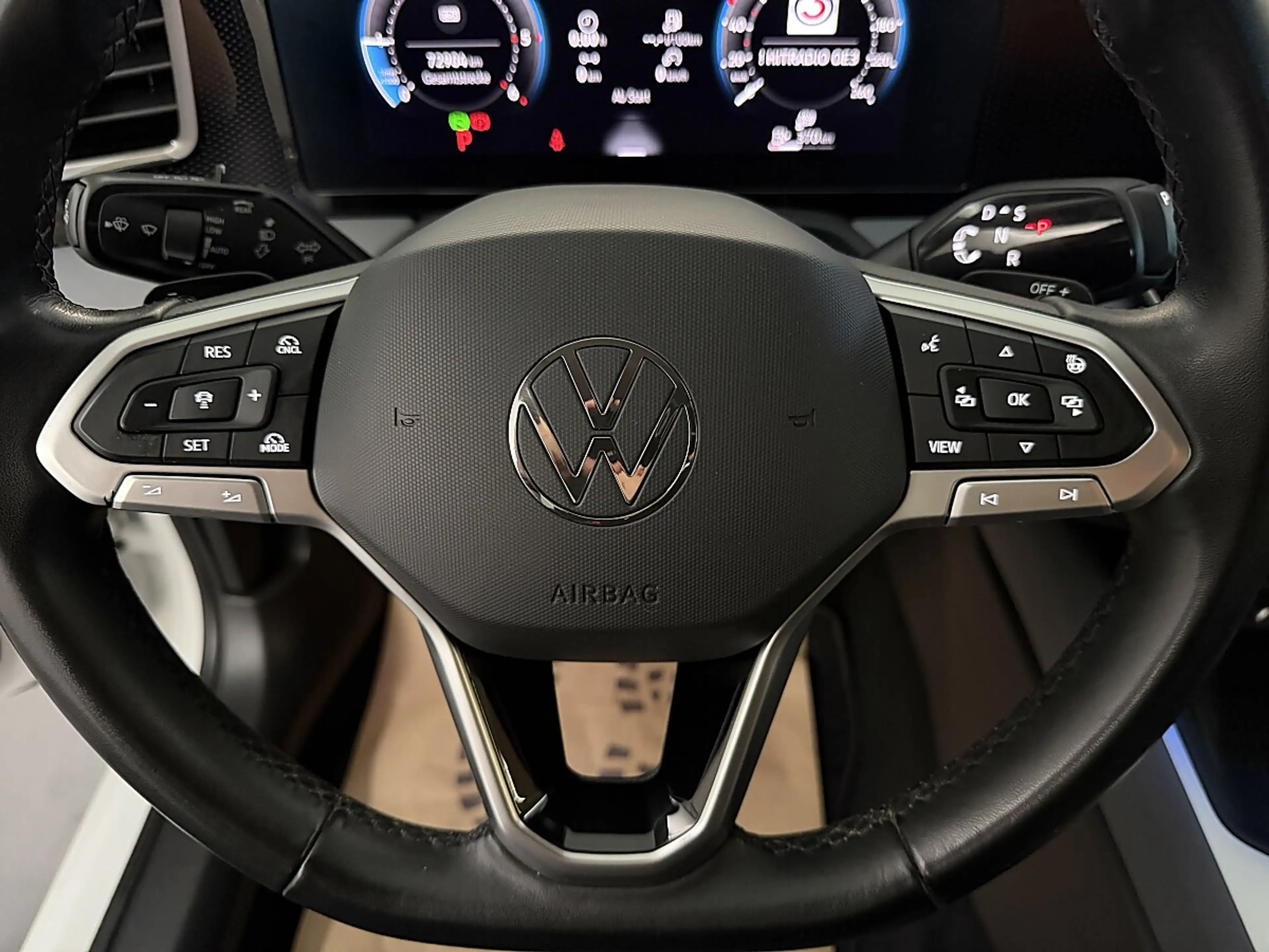 Volkswagen Passat Variant 2.0TDI DSG Neumodell *LED*NAVI*ACC*AHK*Alcantar... — photo 7