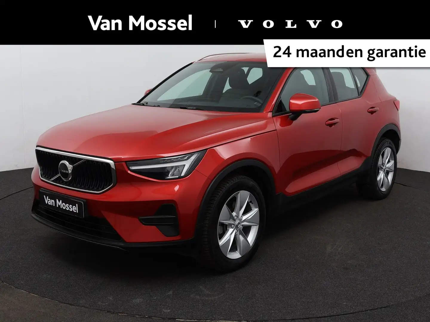 Volvo XC40 B3 Momentum Mild Hybrid | Navigatie | ECC | Park A Rot - 1