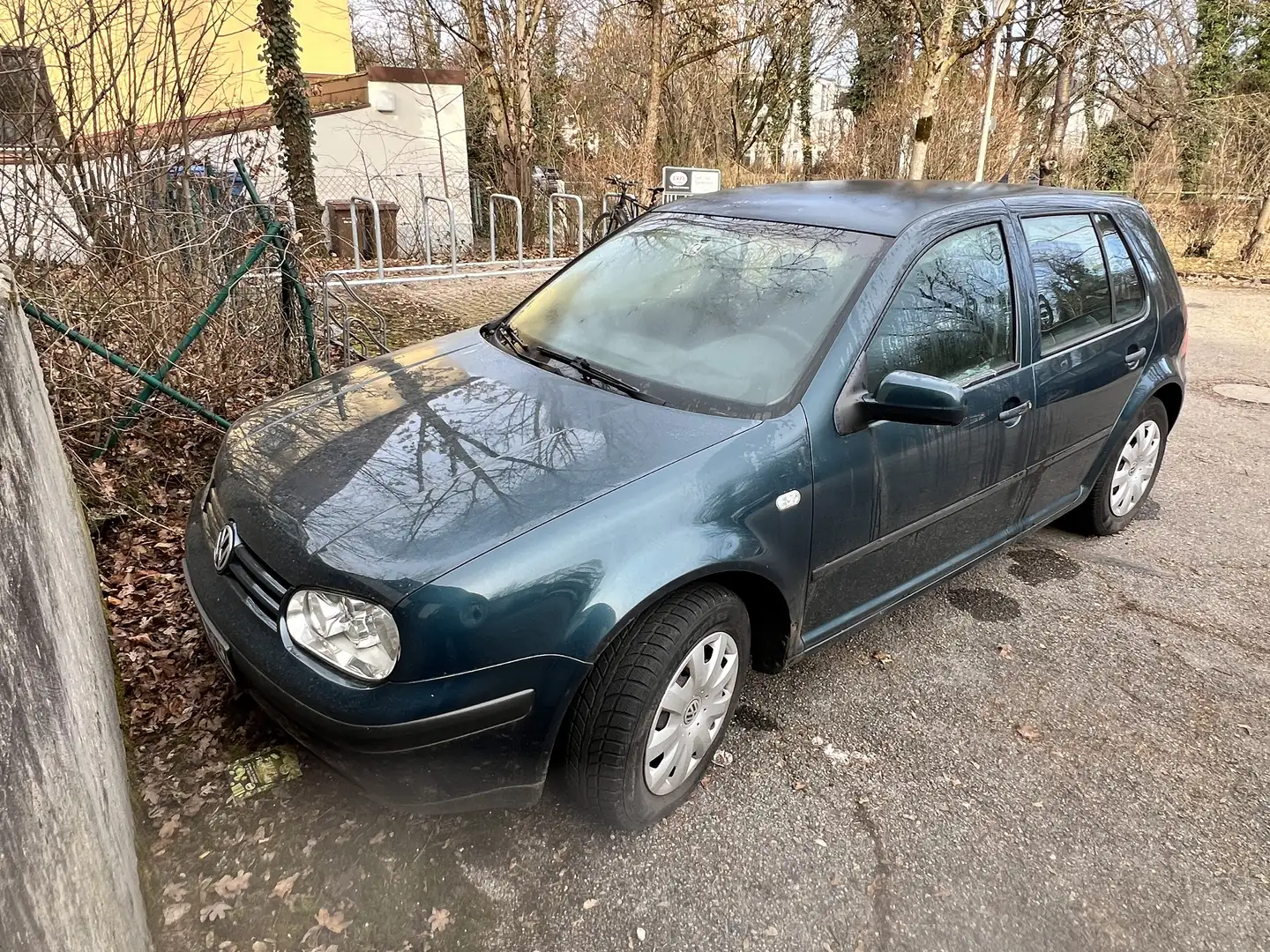 Volkswagen Golf 1.4 - 1
