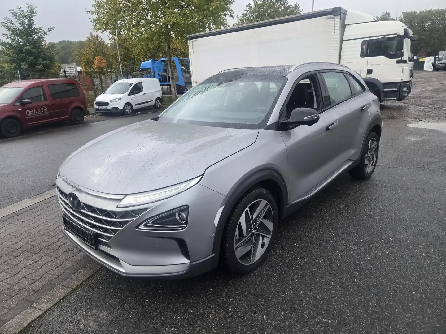 Hyundai NEXO 1.Hand/TÜV NEU 120 kW (163 PS), Automatik, Fron... Silber - 2