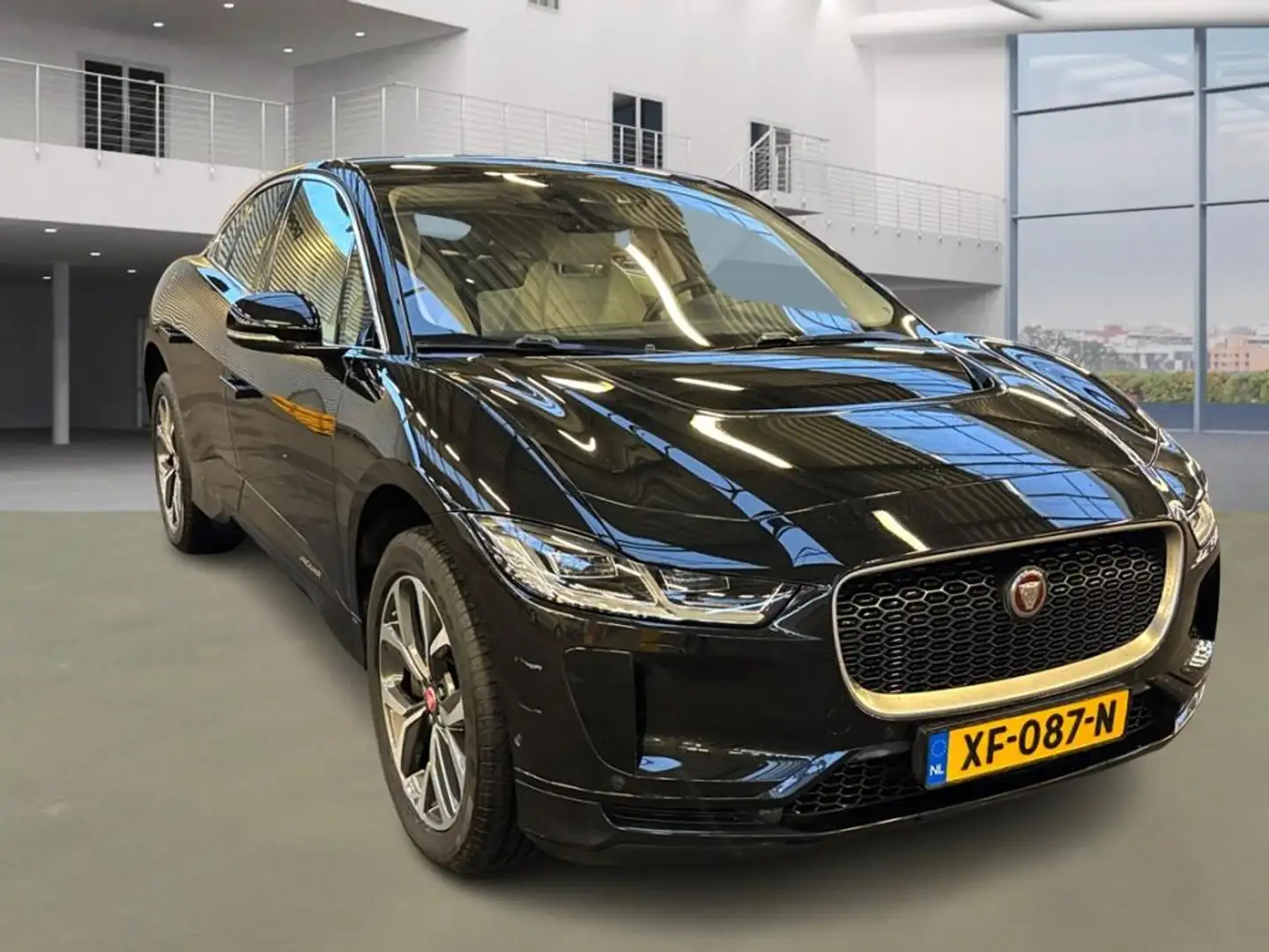 Jaguar I-Pace EV400 SE 90 kWh Zwart - 2