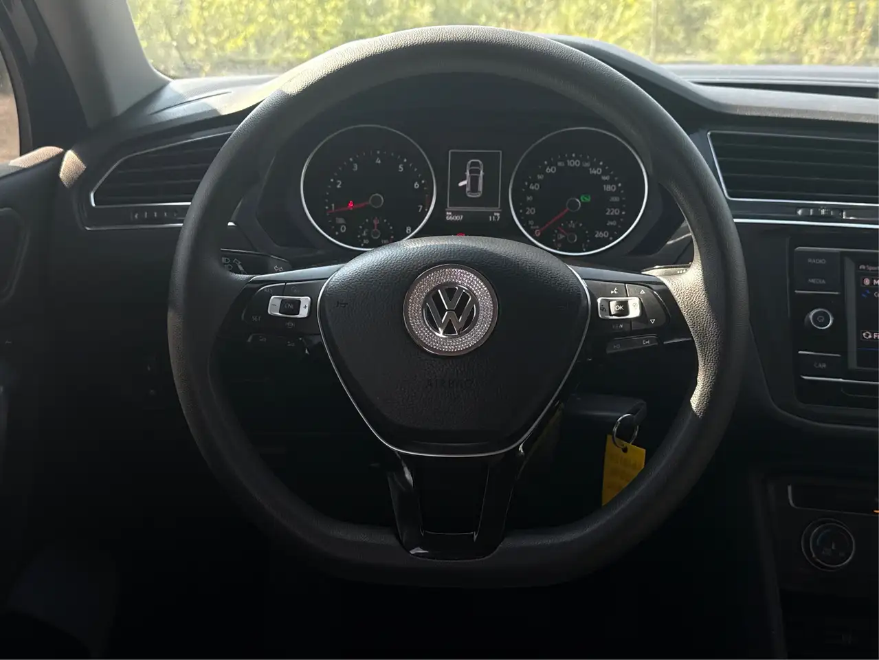 Volkswagen Tiguan снимка Volkswagen Tiguan
