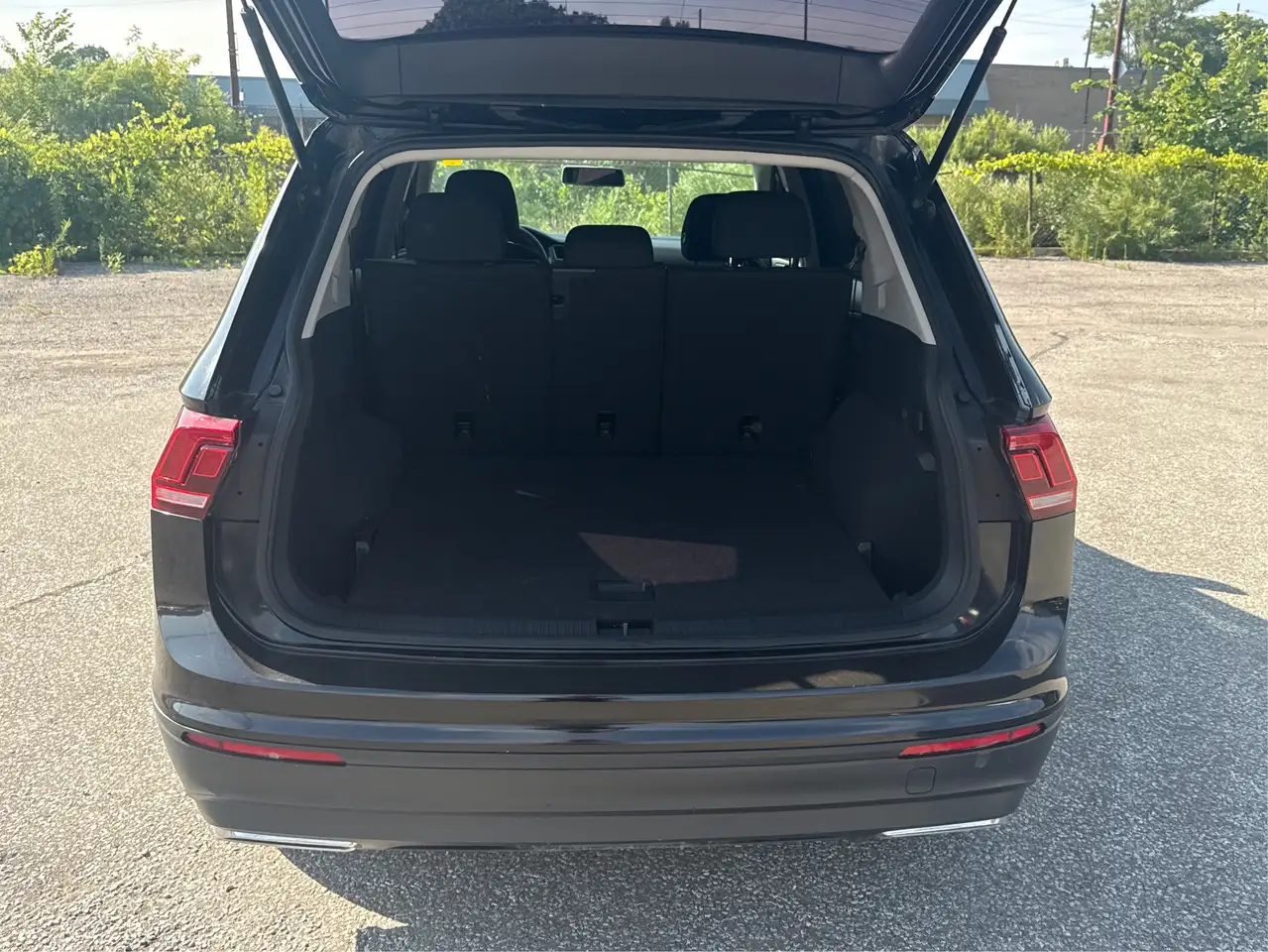 Volkswagen Tiguan снимка Volkswagen Tiguan