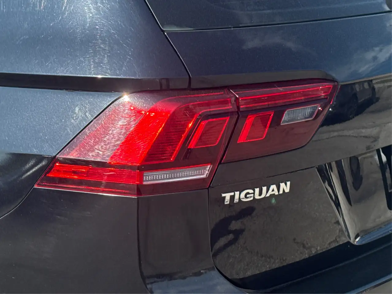 Volkswagen Tiguan снимка Volkswagen Tiguan
