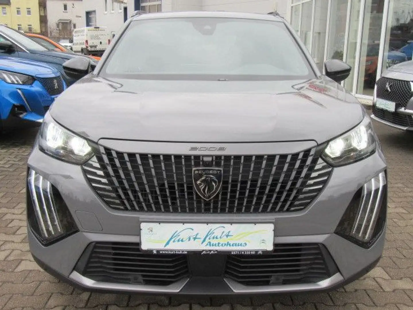 Peugeot 2008 Allure PT 130 EAT8*SHZ*360°Kamera*Toterwink Gris - 2