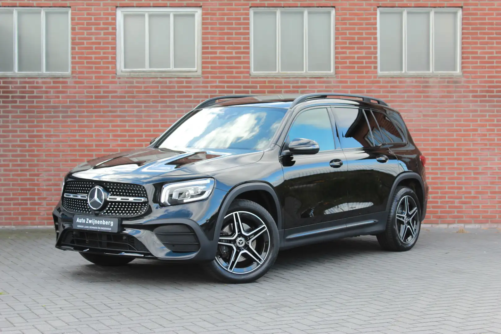 Mercedes-Benz GLB 200 Business Solution AMG 7p. | Pano | Sfeer | Carplay Zwart - 1