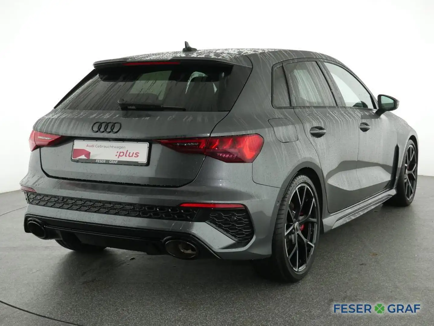 Audi RS3 Sportback Pano,Matrix,B&O,RS-Sportabgas,Kamera Grau - 2