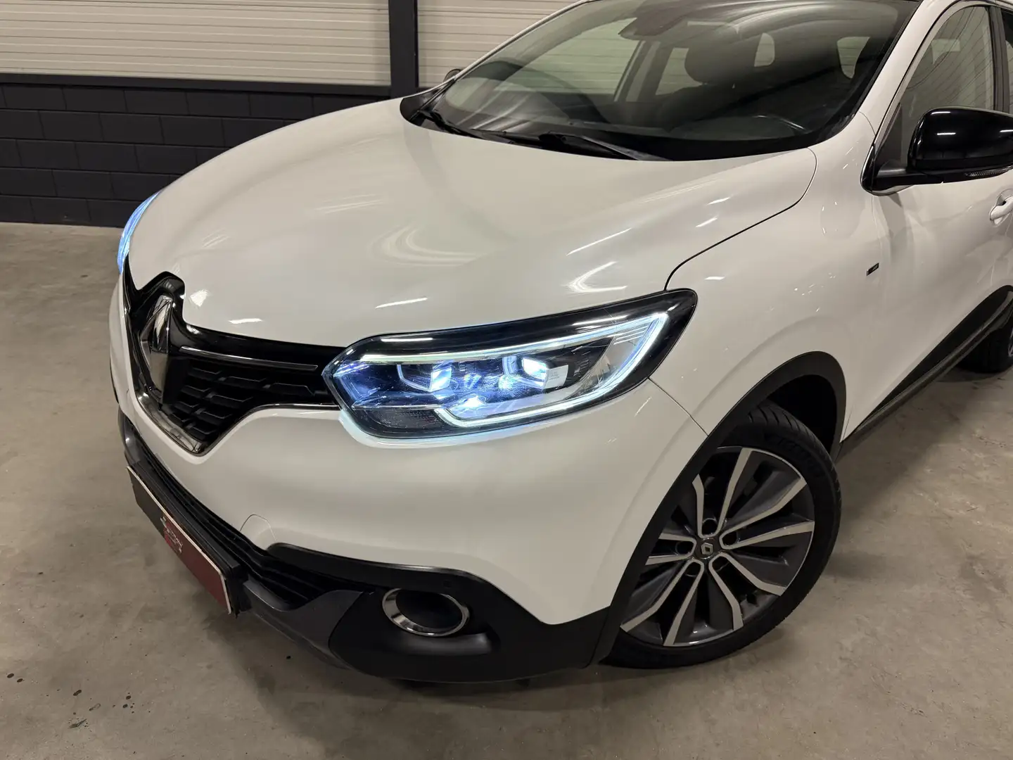 Renault Kadjar 1.2 TCe 130PK Bose Aut. 80.456km!!/LED/TREKHAAK/LE Blanco - 2