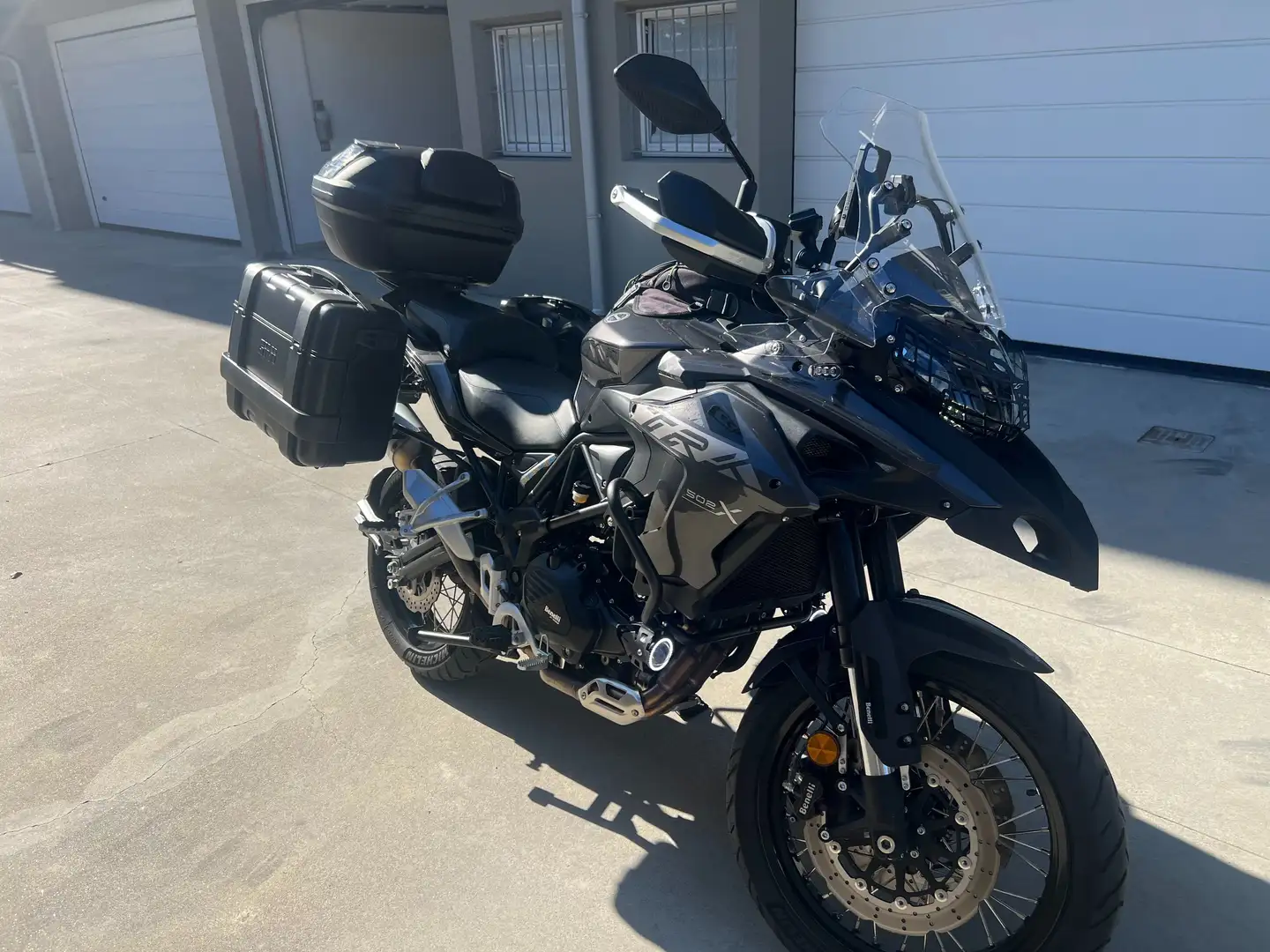 Benelli TRK 502 502X Grau - 2