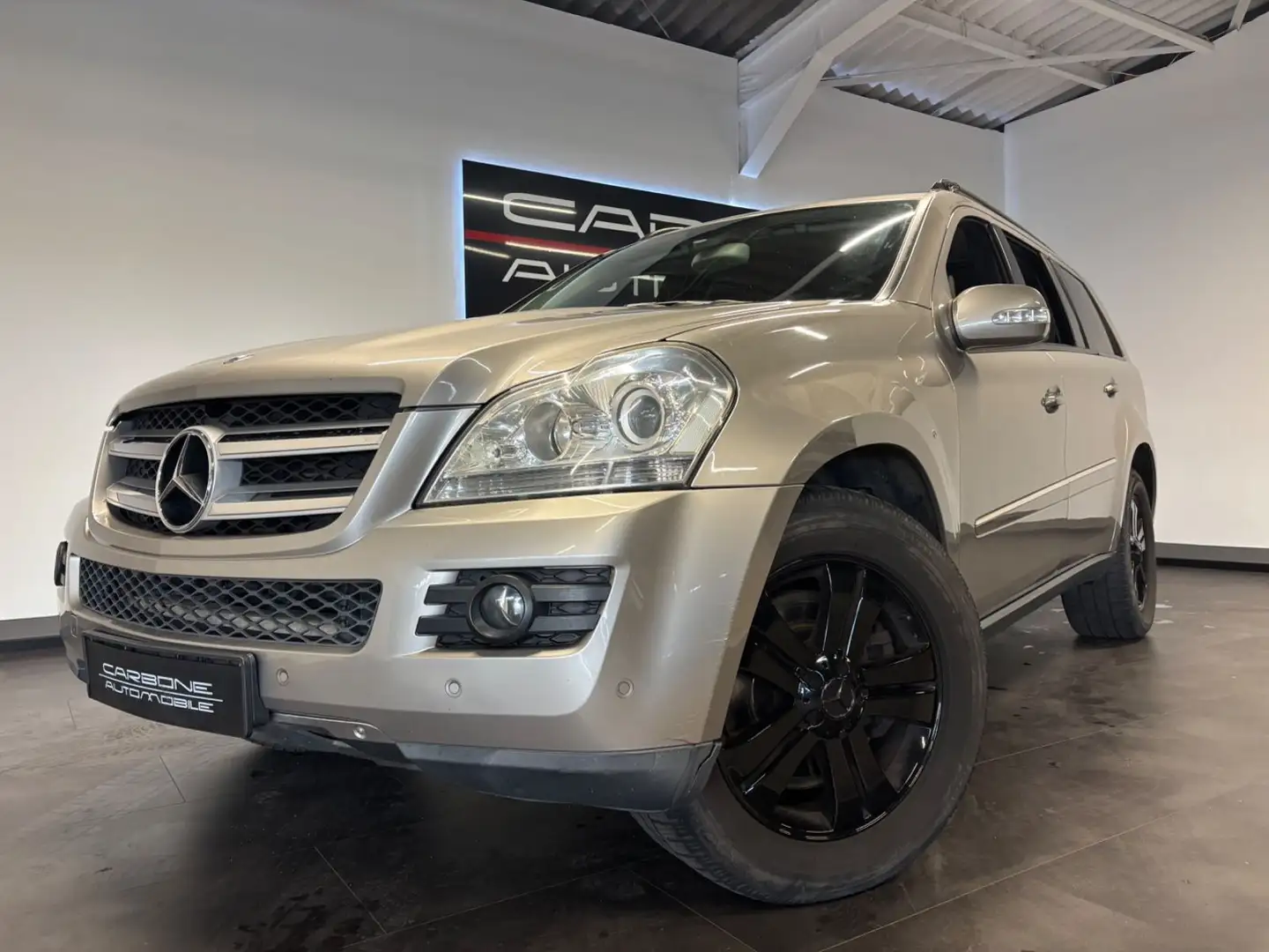 Mercedes-Benz GL 320 CDI 4Matic**7-Sitzer** Auriu - 1