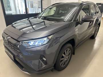 RAV4 Hybrid 4x2 Club