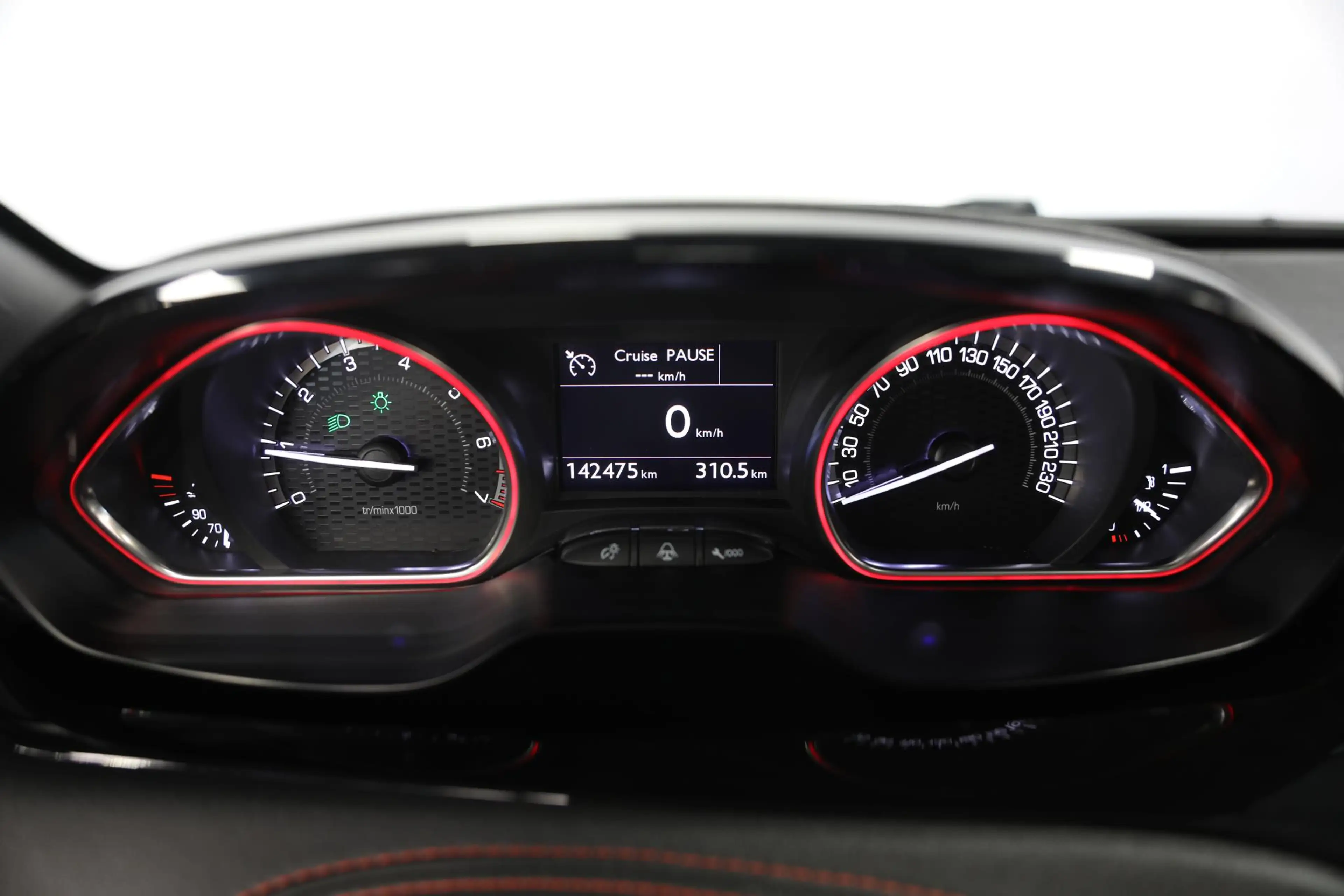 Peugeot 208 1.6 THP GTi | PANO DAK | — photo 12