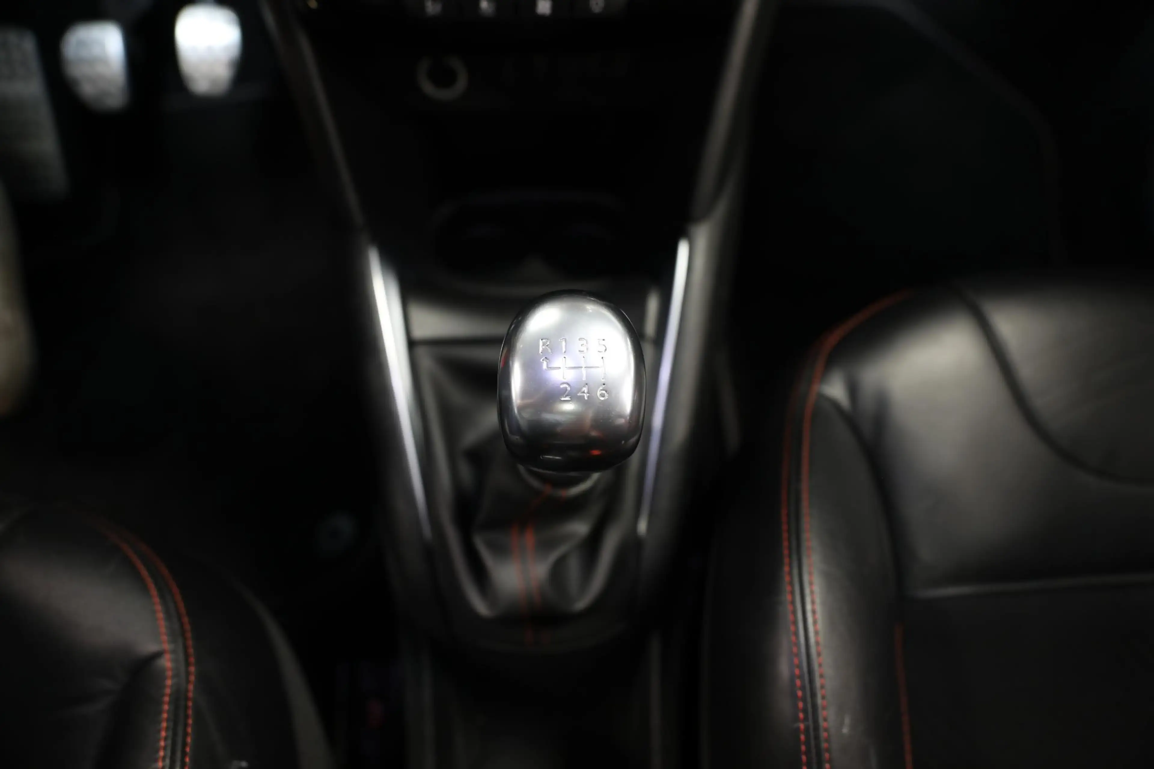 Peugeot 208 1.6 THP GTi | PANO DAK | — photo 15