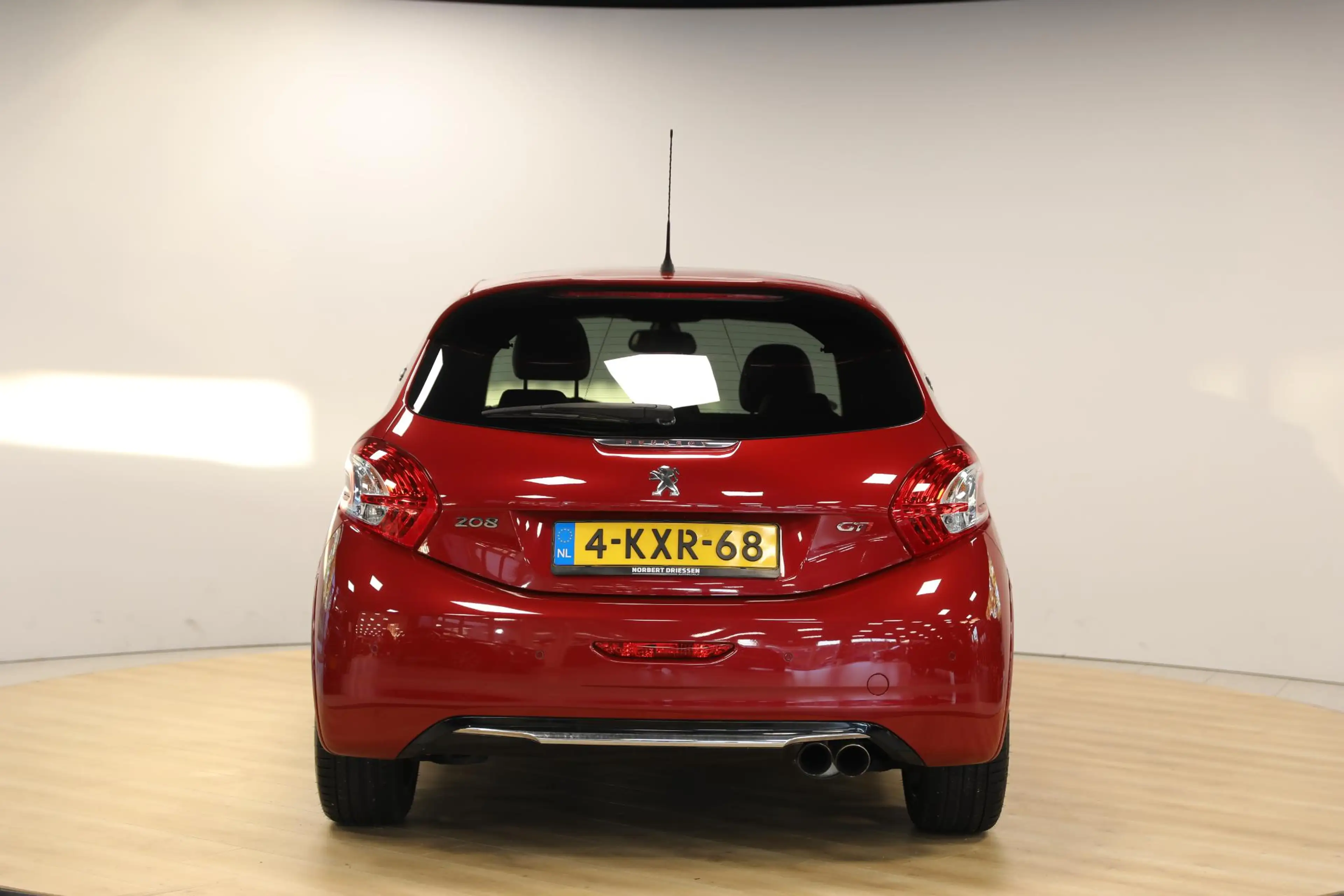 Peugeot 208 1.6 THP GTi | PANO DAK | — photo 8