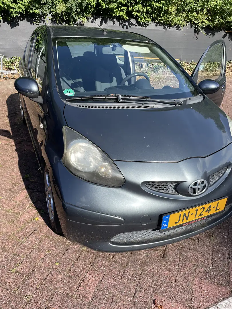 Toyota Aygo 1.0-12V ingeruild/tijdgebrek meenem prijs Grijs - 1