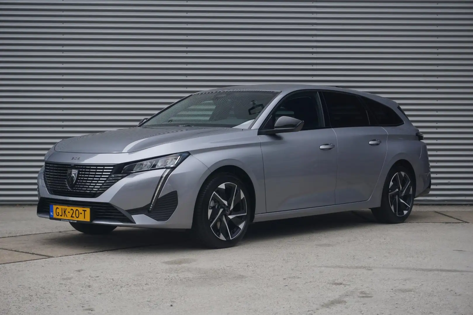 Peugeot 308 SW 1.2 Hybrid 136 e-DCS6 Allure Gris - 2