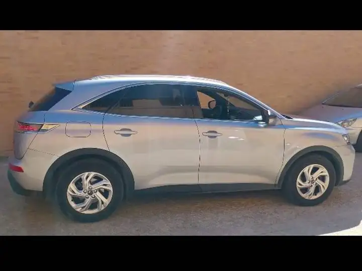 DS 7 Crossback 1.5 BlueHDi Drive Efficiency BE CHIC 2019, foto 5