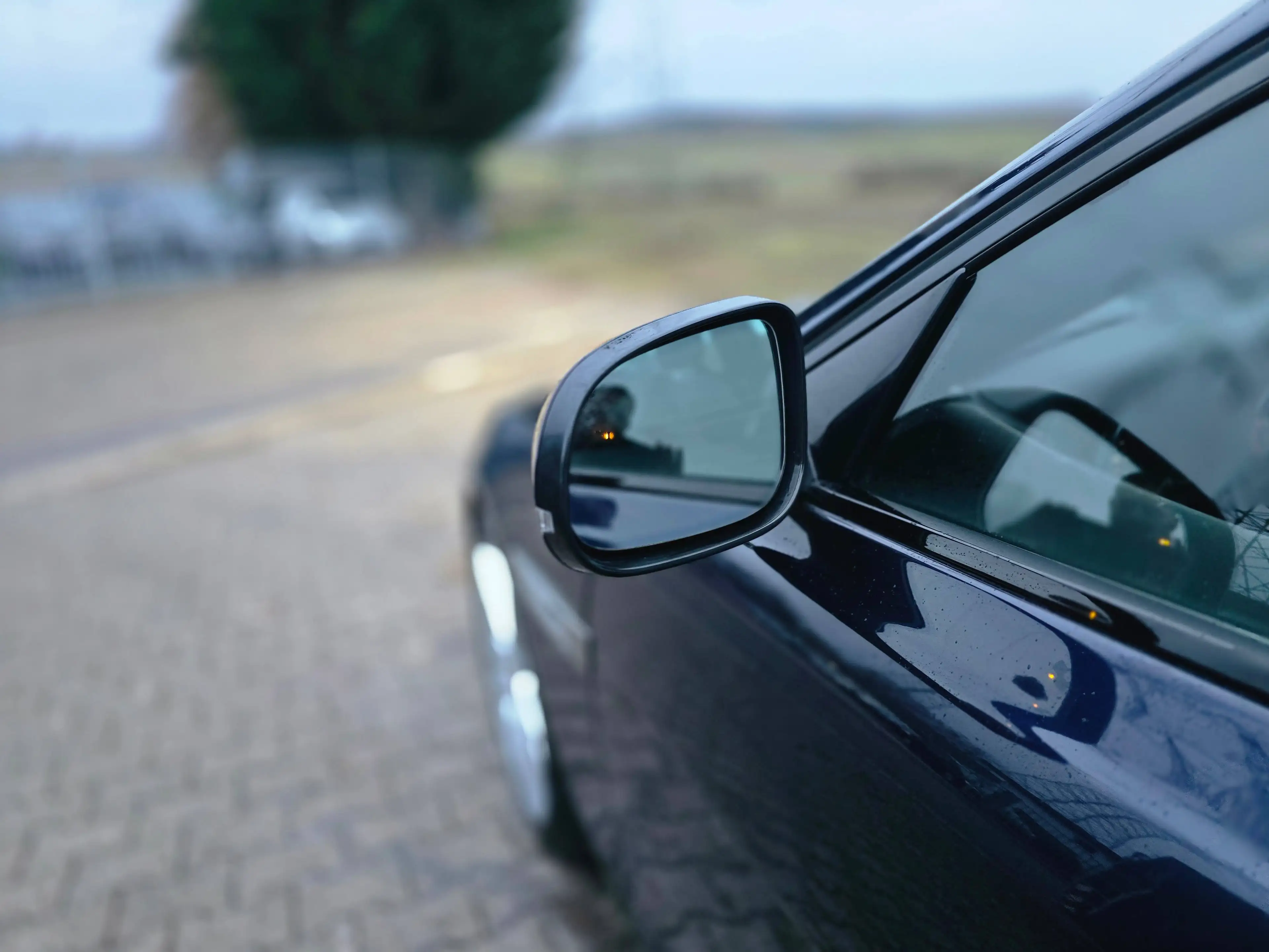 Jaguar XE R-Sport — photo 10