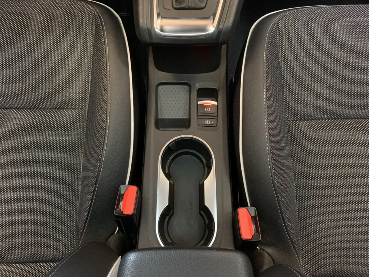 Renault Captur 1.3 TCe 155 Edition One BOSE+NAVI+KAMERA, миниатюра 29