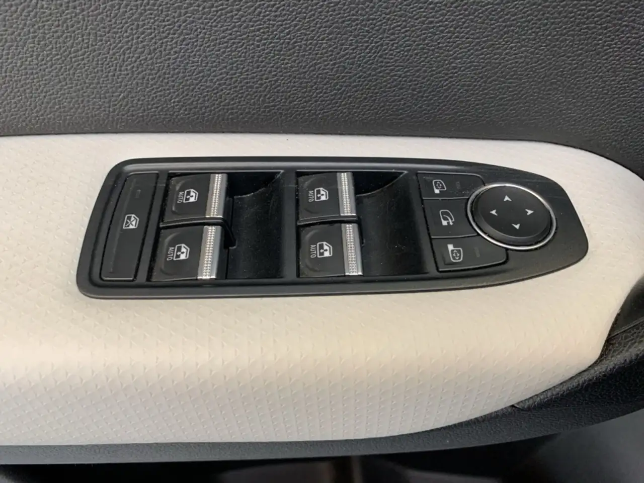 Renault Captur 1.3 TCe 155 Edition One BOSE+NAVI+KAMERA, миниатюра 20