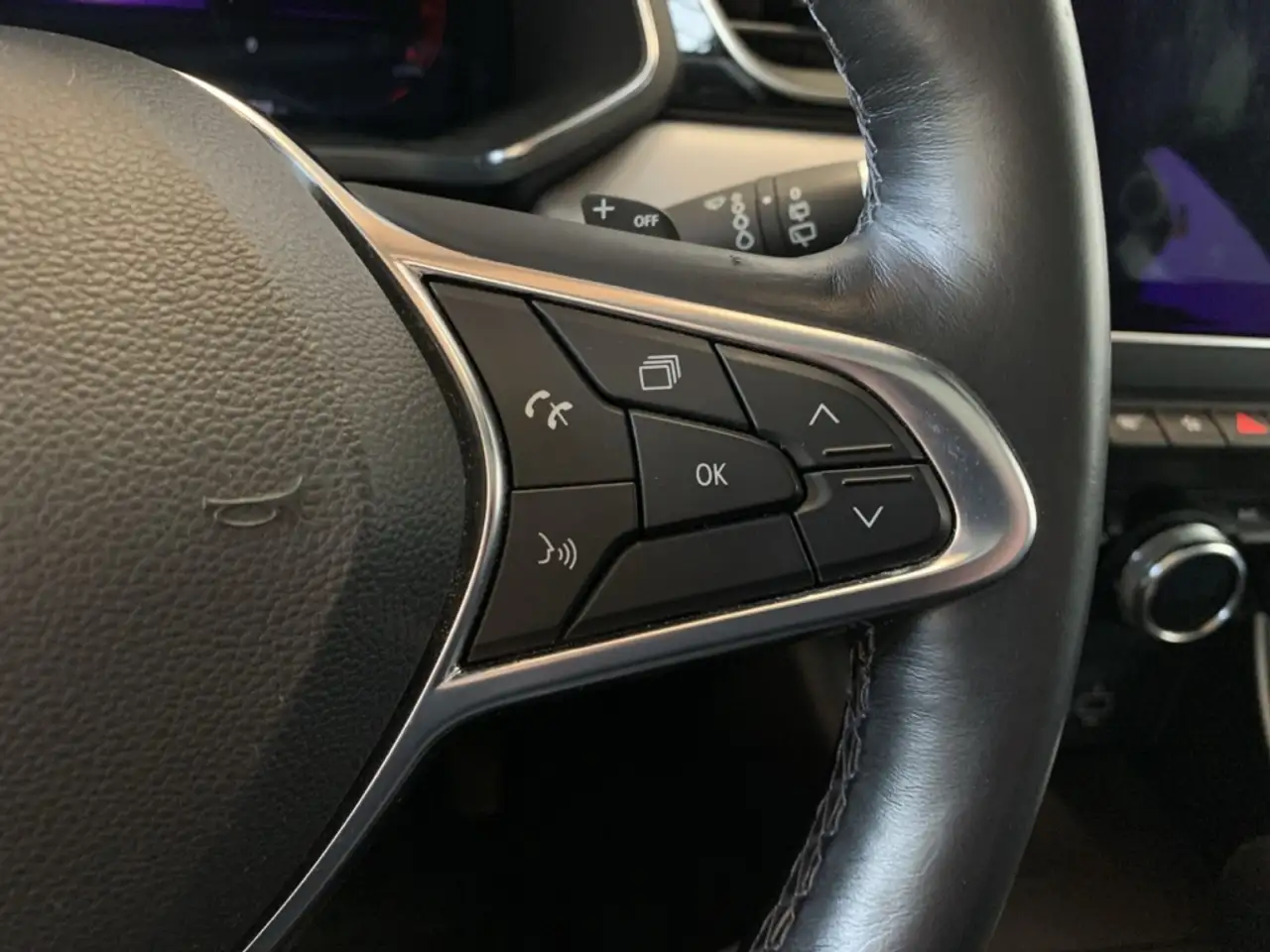 Renault Captur 1.3 TCe 155 Edition One BOSE+NAVI+KAMERA, миниатюра 23