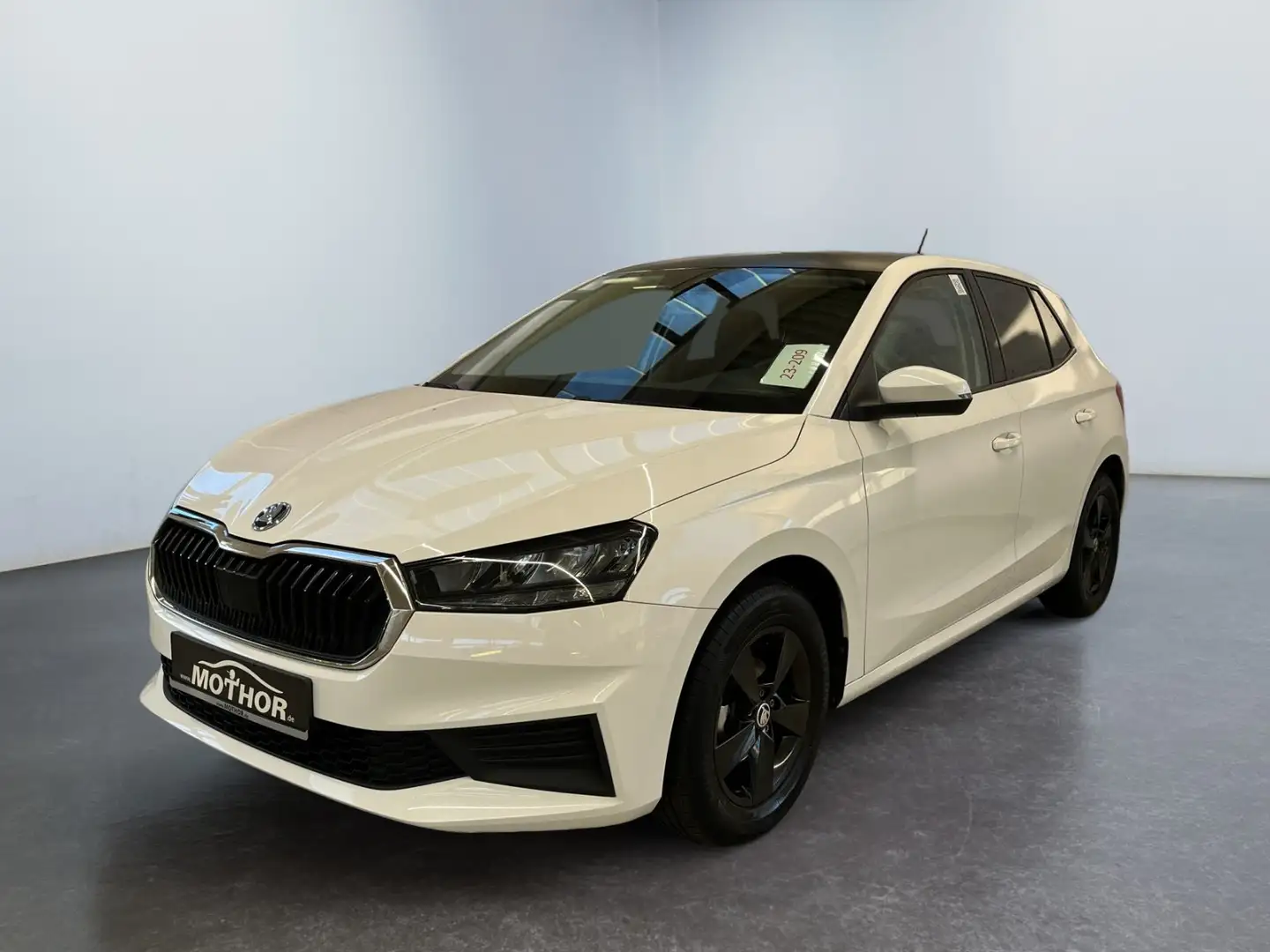 Skoda Fabia Active 1.0 MPI Sitzheizung Climatronic PDC Weiß - 2