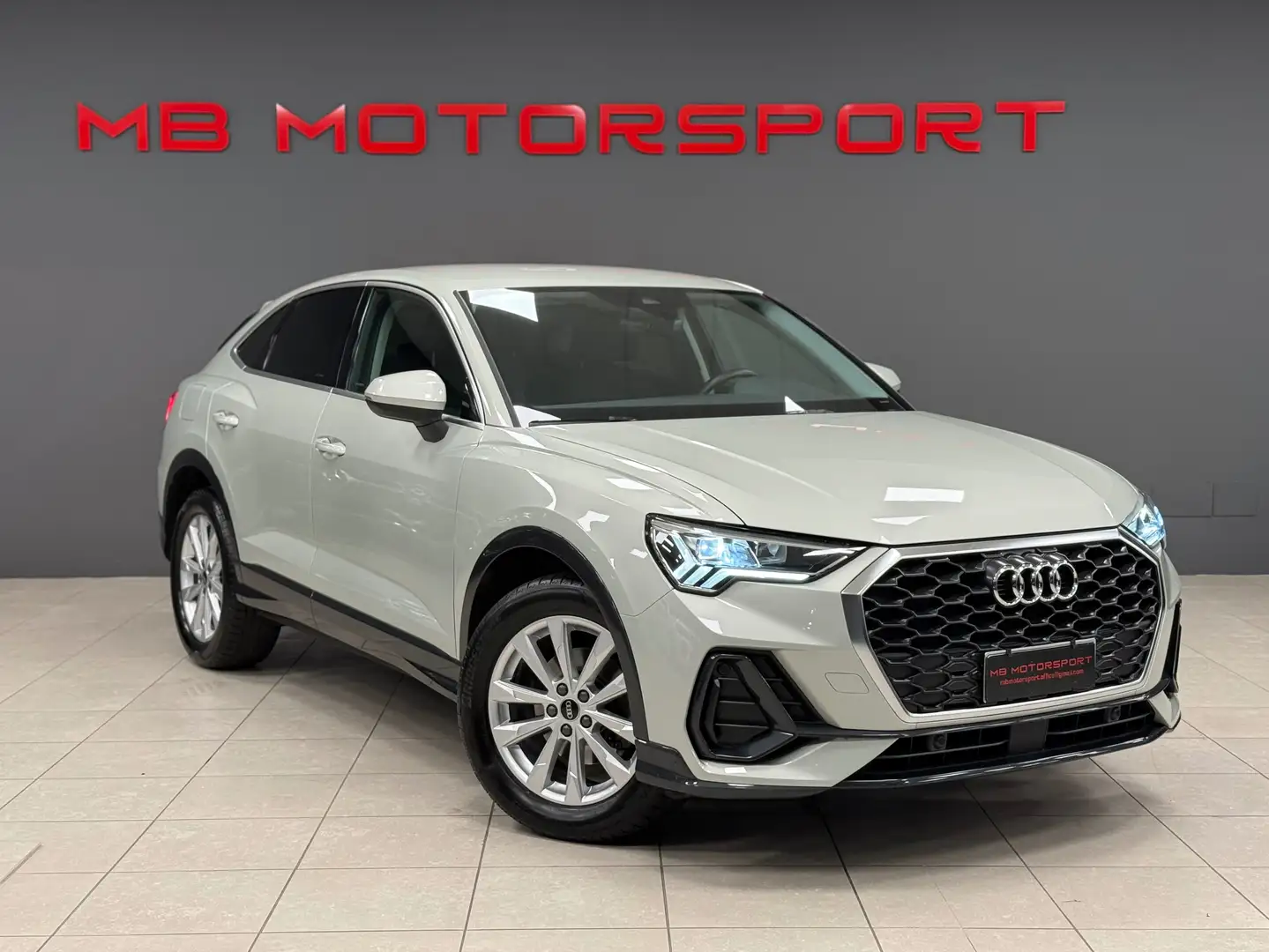 Audi Q3 Q3 Sportback 35 2.0 tdi quattro s-tronic Or - 1