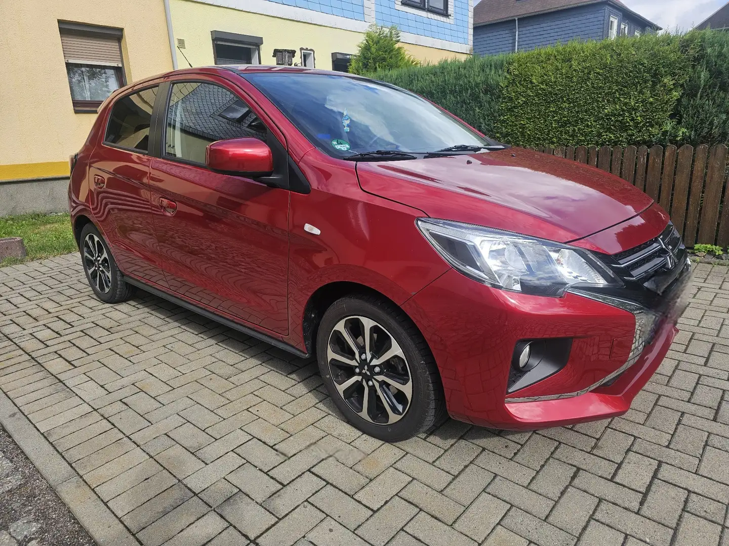 Mitsubishi Space Star 1.2 Select Červená - 1