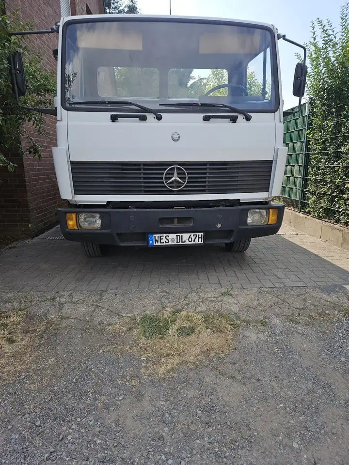 Mercedes-Benz lkw mit Ladefläche, foto 5