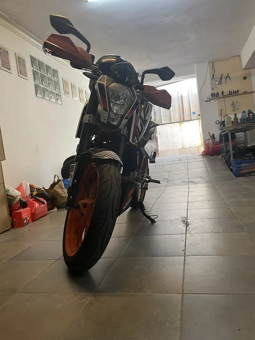 KTM 390 Duke - 1